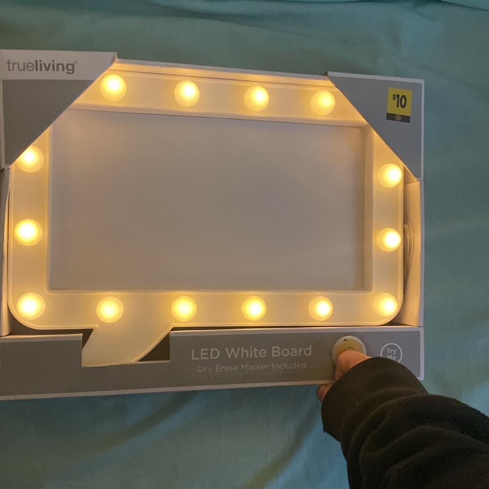 Bundle: LED Light Box & LED White Board - Picture 7 of 7